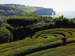 Gite in Etretat Near Cliffs & Beach