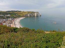 Gite in Etretat Near Cliffs & Beach