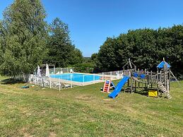 Spacious Gite With Large Terrace