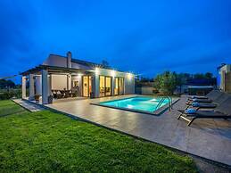 Bobo Comfortable Holiday Residence