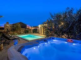 Bobo Comfortable Holiday Residence
