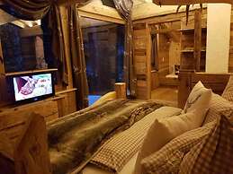 Wildererhutte Comfortable Holiday Residence