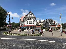 Apartment Near Ostend Beach