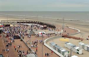 Apartment Near Ostend Beach