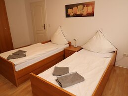 Apartment in Essen With Terrace, Balcony