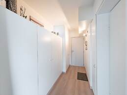 Studio on Seafront Near Tram Stop