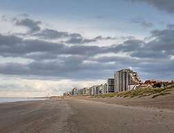 Studio on Seafront Near Tram Stop