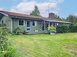 8 Person Holiday Home in Farvang