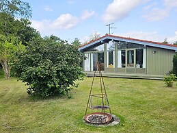 8 Person Holiday Home in Farvang