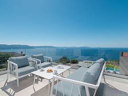 Villa Aristea Comfortable Holiday Residence
