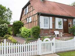 Elbwiesenhaus Modern Retreat