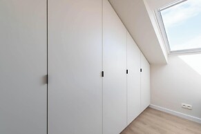 Modern Apartment Near Seabeach