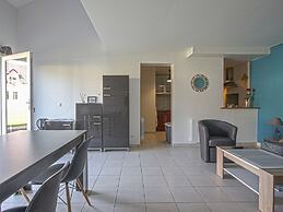 Tasteful Apartment in Comes With Terrace