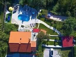 Silvana Comfortable Holiday Residence