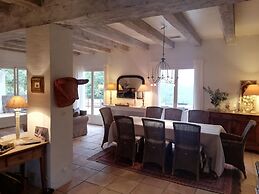 Holiday Home in Lorgues With Private Pool