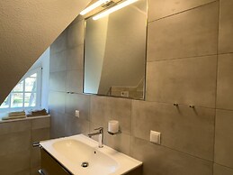 Countryhouse Apartment With a Balcony