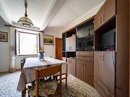 Holiday Home in Tuscany With Scenic Views