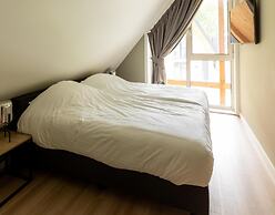 Forest Villa With Hot Tub 6 Persons
