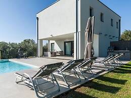 Villa Aurora III