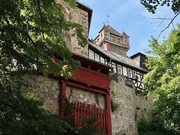 Nice Apartment in Weilmunster