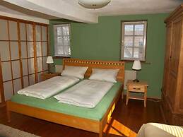 Nice Apartment in Weilmunster