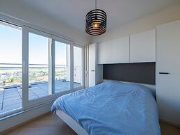 Beautiful Penthouse With Phenomenal sea View