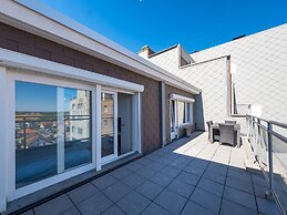 Beautiful Penthouse With Phenomenal sea View