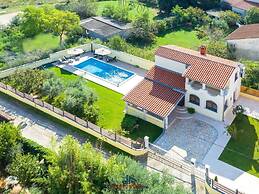 Captains Comfortable Holiday Residence