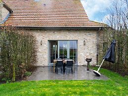 Comfortable Home for a Group With a Large Garden