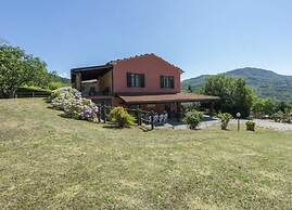 Villa Popiglio Comfortable Holiday Residence
