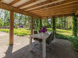 Lovely Chalet in Arendonk With Terrace