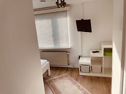 Liam Comfortable Holiday Residence