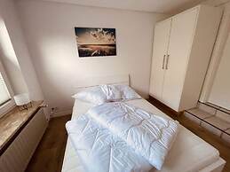 Liam Comfortable Holiday Residence