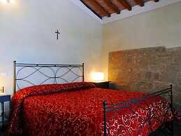 Elegant Castle Stay With Pool