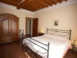 Elegant Castle Stay With Pool