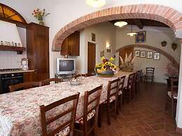 Elegant Castle Stay With Pool