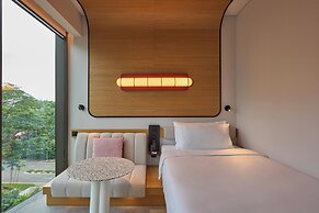 The Standard, Singapore