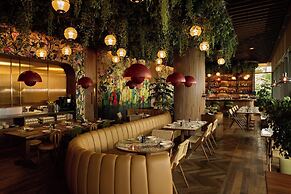 The Standard, Singapore