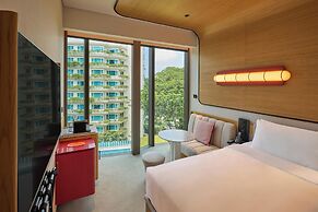 The Standard, Singapore