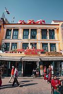 Boudha Stupa View Guest House