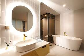 Changwon Denvasta Hotel Myeongseo Branch