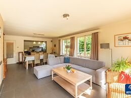 Pet-friendly Villa Retreat