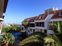 Belvilla by OYO Apartment in Arona