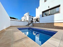 Villa With Private Pool Near Beach