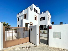 Villa With Private Pool Near Beach