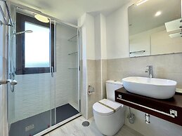 Villa With Private Pool Near Beach