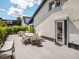 Villa in Koksijde With Sunny Terrace