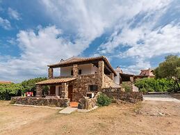 Pittulongu Villa Near Rocce Beach for 4
