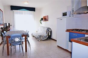 Seaside Sunny Stay With Solarium
