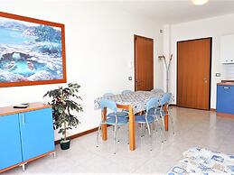 Seaside Sunny Stay With Solarium